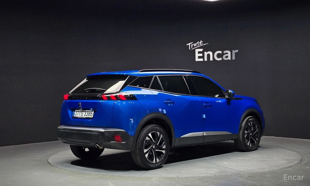 Peugeot 2008 ПОДГРЕВИ * 360 КАМЕРА * ОПЦИЯ ЗА ФИНАНСИРАНЕ, снимка 3 - Автомобили и джипове - 55281419