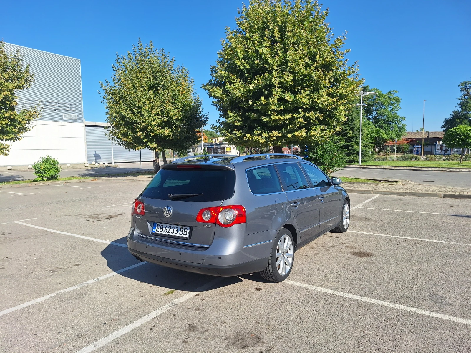 VW Passat 2.0 TDI, снимка 4 - Автомобили и джипове - 55509583