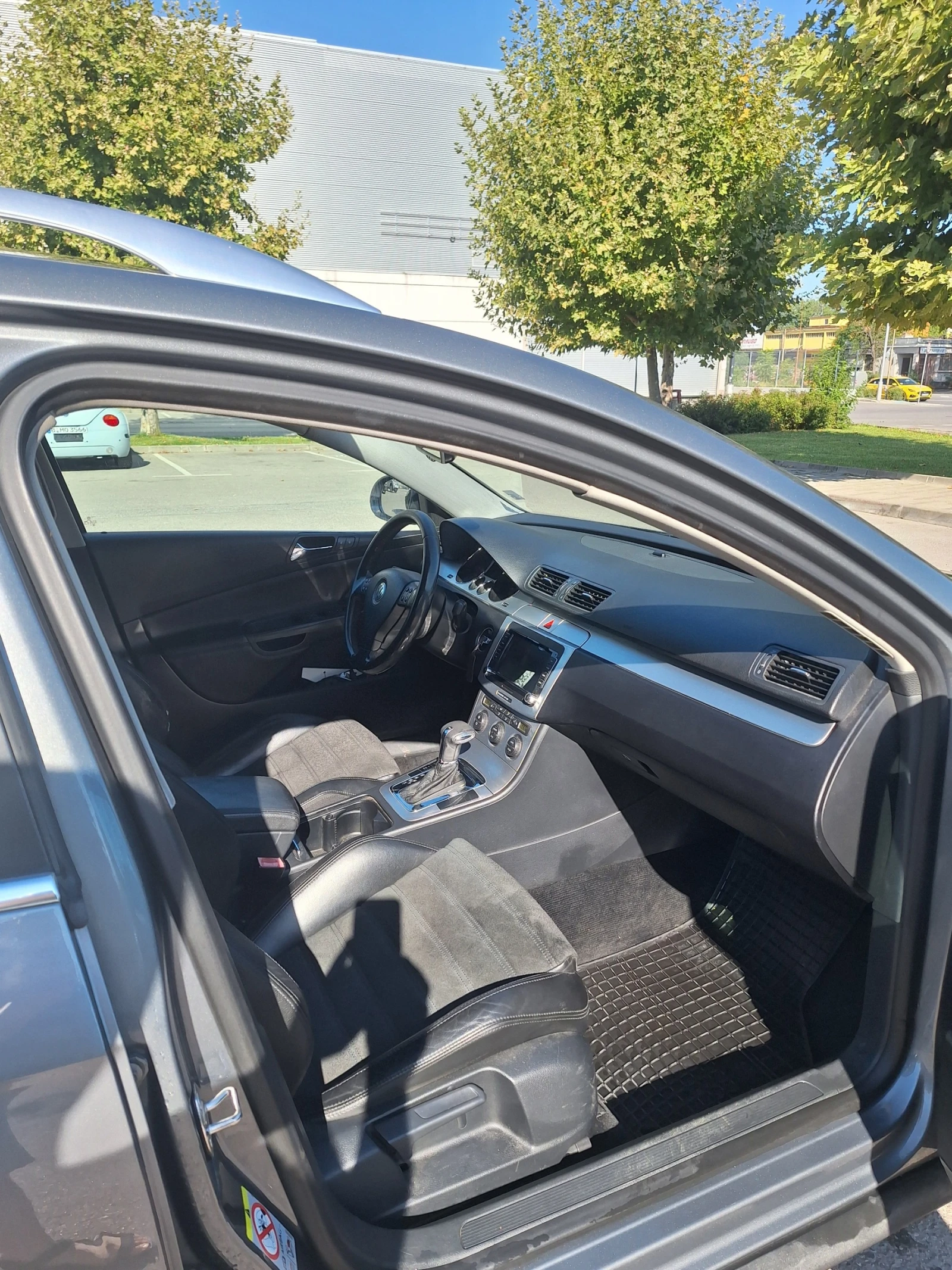 VW Passat 2.0 TDI, снимка 7 - Автомобили и джипове - 55509583