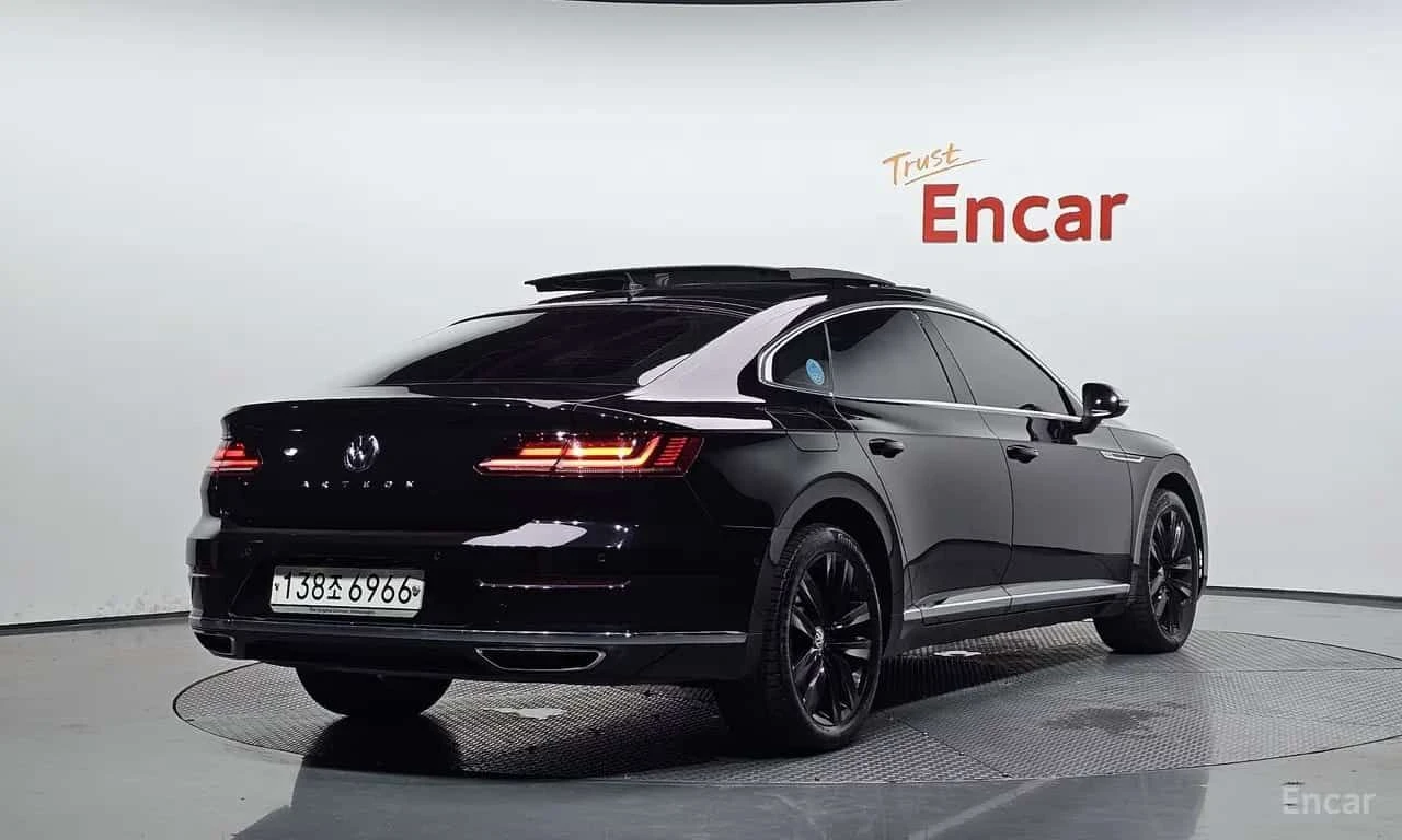 VW Arteon * 2.0 TDI Prestige * CARFAX * ЦЕНА ДО БГ, снимка 2 - Автомобили и джипове - 55510513