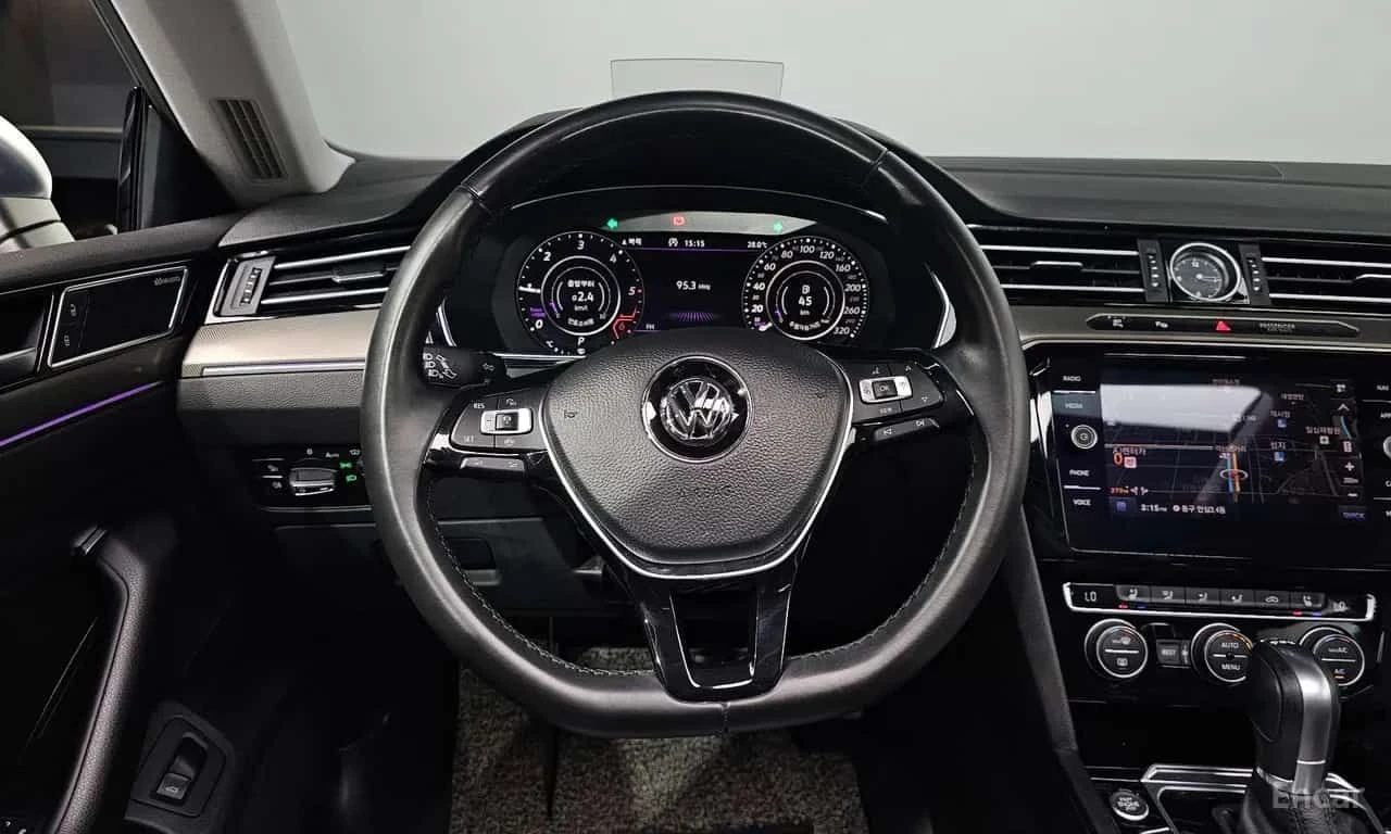 VW Arteon * 2.0 TDI Prestige * CARFAX * ЦЕНА ДО БГ, снимка 12 - Автомобили и джипове - 55510513