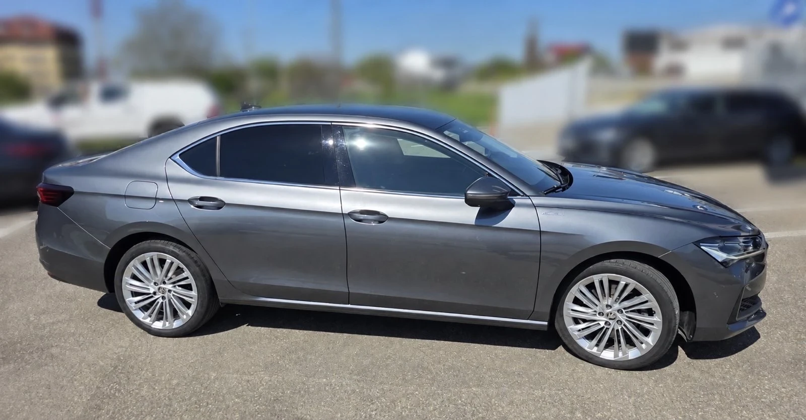 Skoda Superb Laurin & Klement 2.0TDI 193HP 4X4 DSG 2024г., снимка 5 - Автомобили и джипове - 55533250