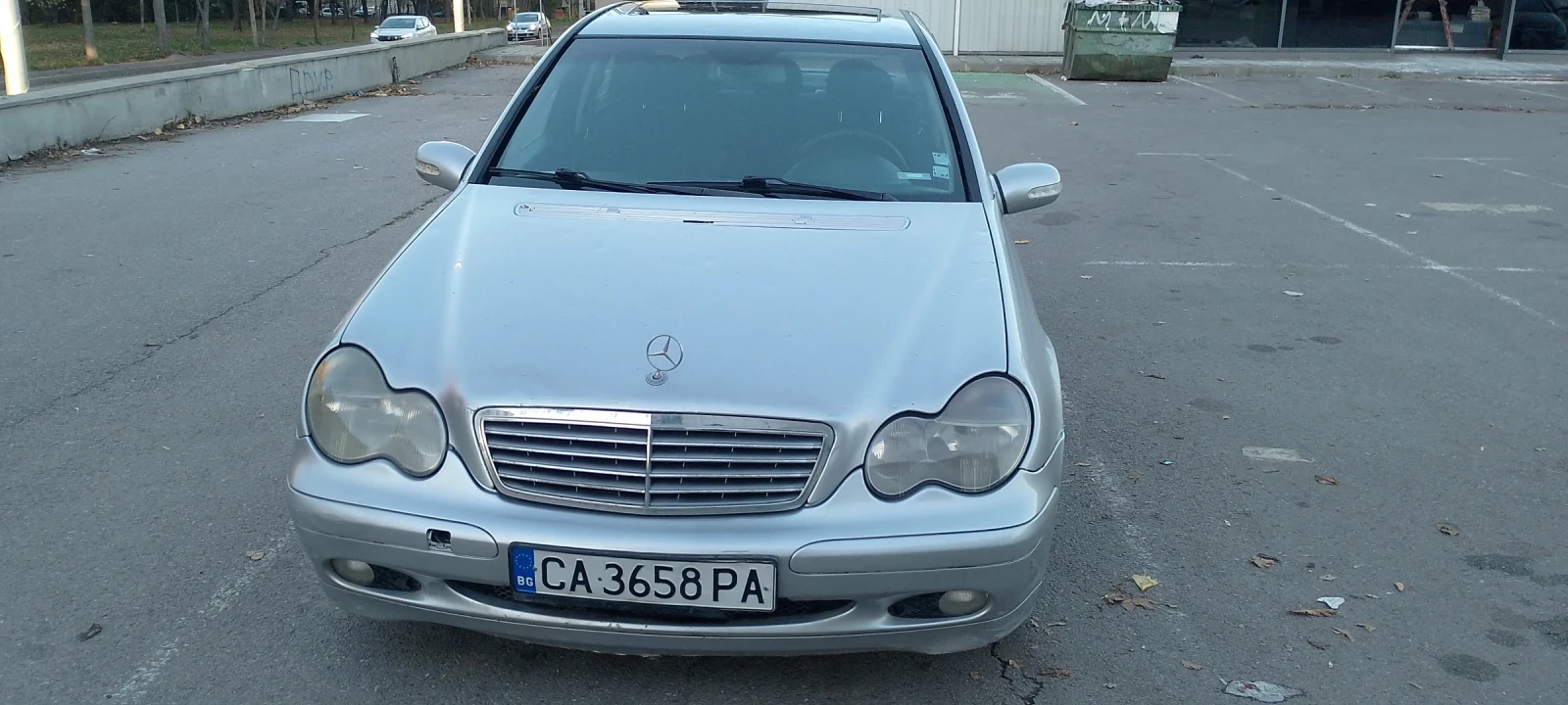 Mercedes-Benz C 180 1.8бензин, снимка 3 - Автомобили и джипове - 55901990