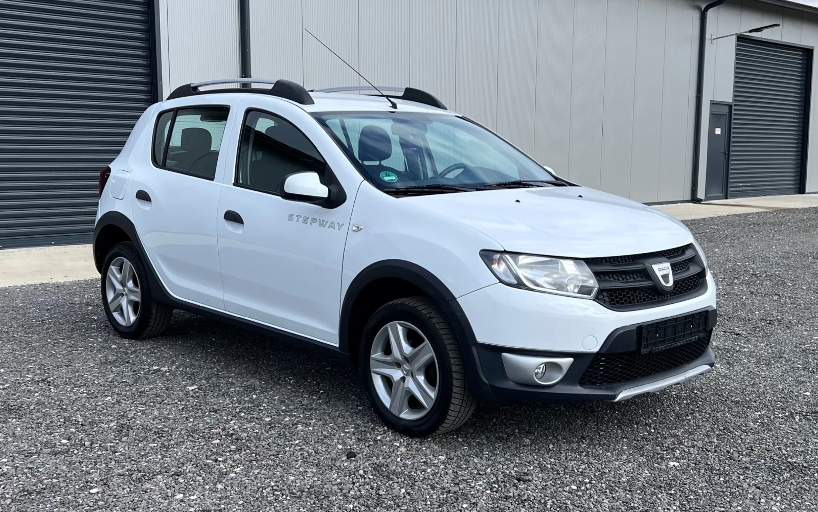 Dacia Sandero 1.5DCI/STEPWAY/90.838kм, снимка 2 - Автомобили и джипове - 56468637