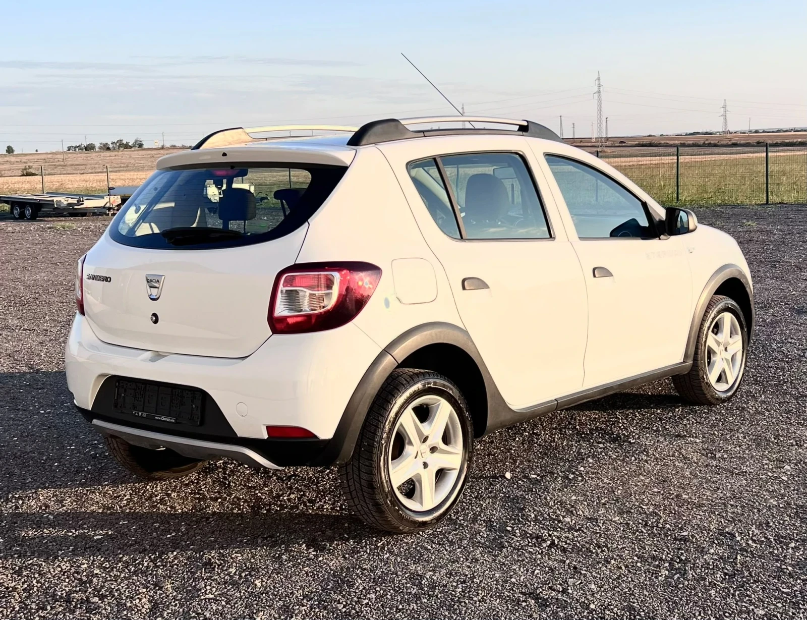 Dacia Sandero 1.5DCI/STEPWAY/90.838kм, снимка 4 - Автомобили и джипове - 56061960