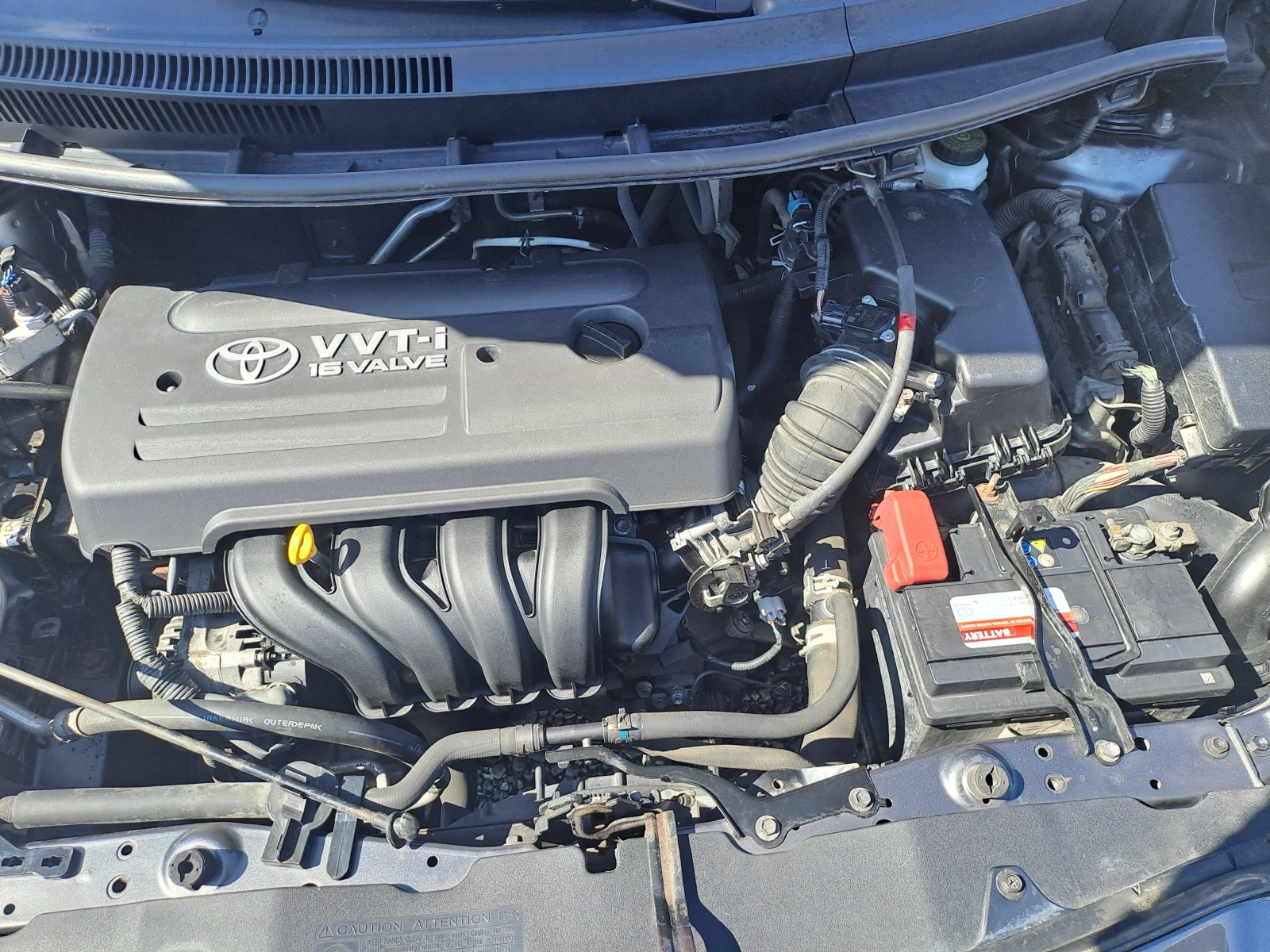 Toyota Auris 1.4VVTi 97k.c., снимка 12 - Автомобили и джипове - 56128816