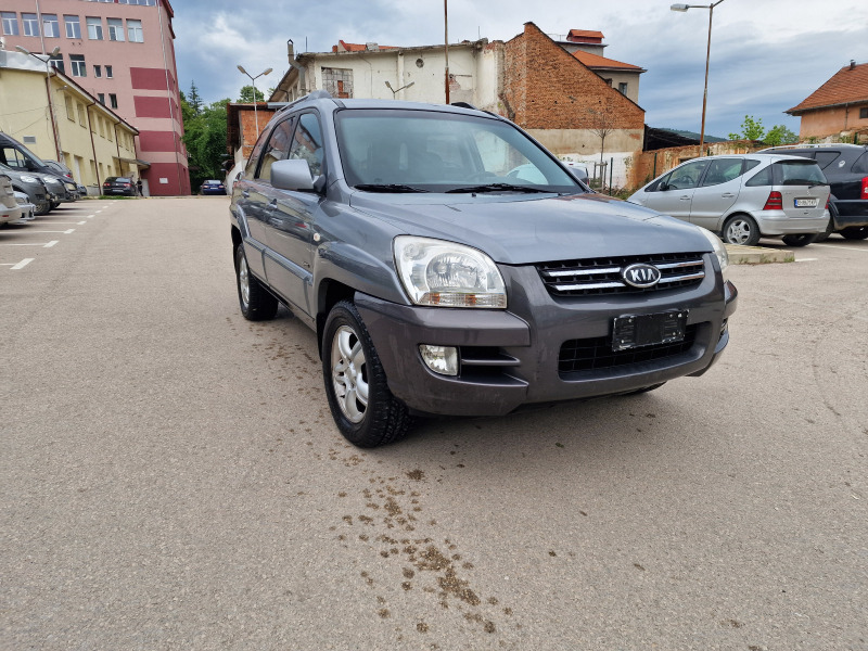 Kia Sportage, снимка 11 - Автомобили и джипове - 46318196