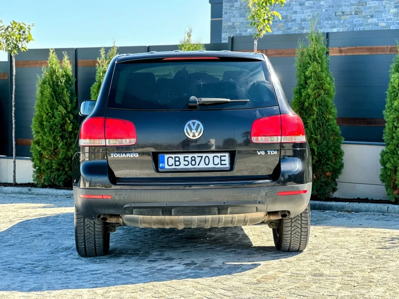 VW Touareg 3.0TDI* 224hp* ПОДГРЕВ* КОЖА* ЛИЗИНГ* БАРТЕР* , снимка 6 - Автомобили и джипове - 47278467