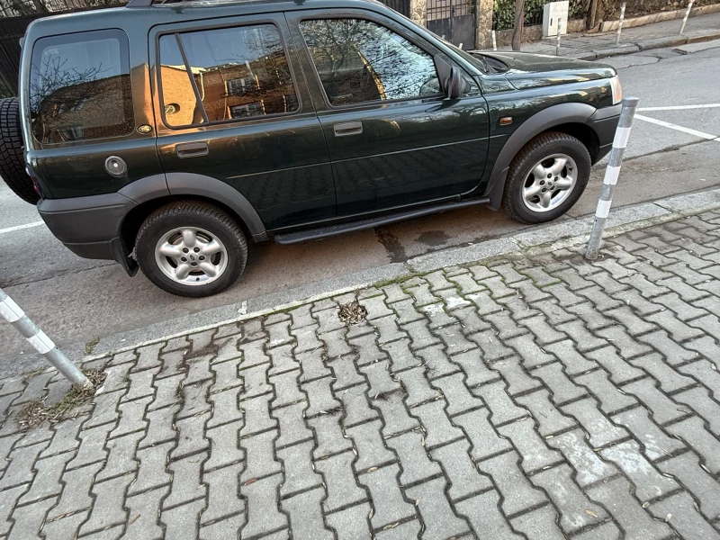 Land Rover Freelander, снимка 3 - Автомобили и джипове - 48520315