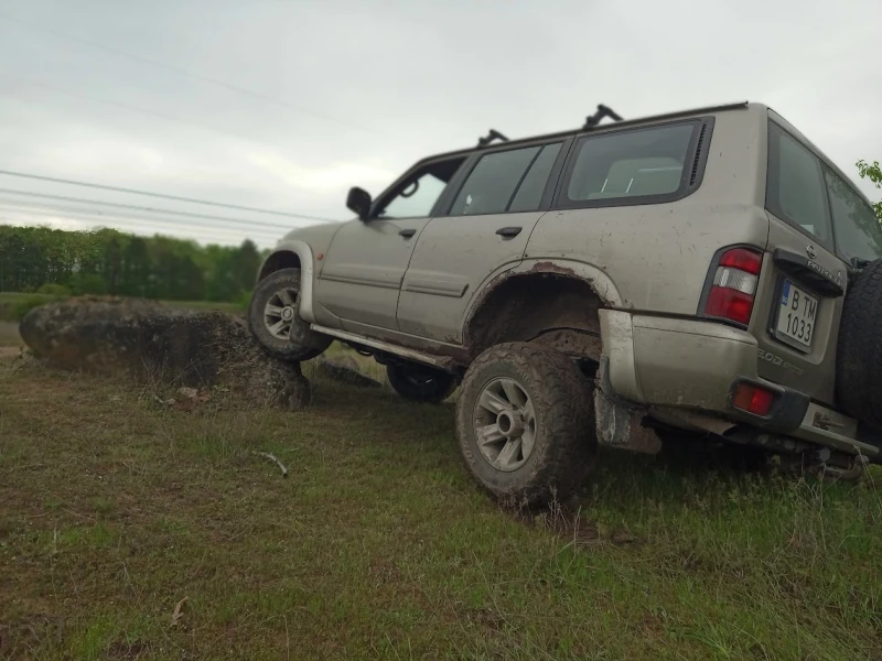Nissan Patrol Y61 LONG, снимка 3 - Автомобили и джипове - 53235674
