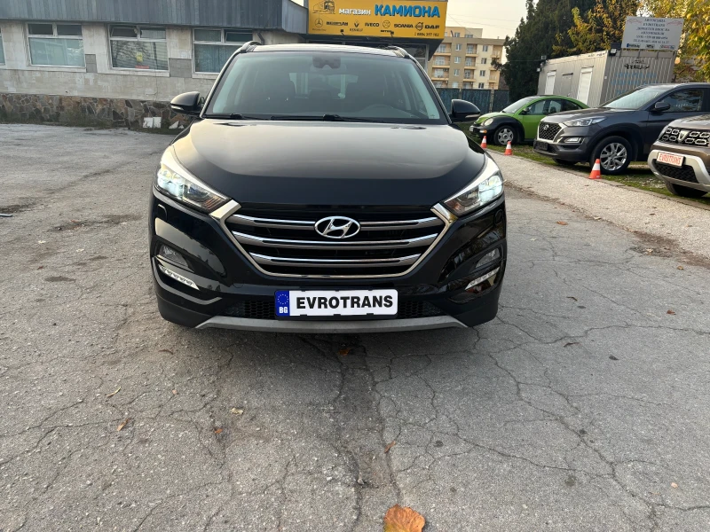Hyundai Tucson 1.7 crdi / Автомат/Navi/Панорама/Keyless-go
