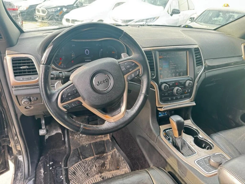 Jeep Grand cherokee 5.7 HEMI * 8ZF * БЕЗ ИНЦИДЕНТИ * СЕРВИЗНА ИСТОРИЯ , снимка 9 - Автомобили и джипове - 53586898