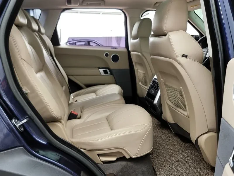 Land Rover Range Rover Sport 3.0, снимка 12 - Автомобили и джипове - 54500117