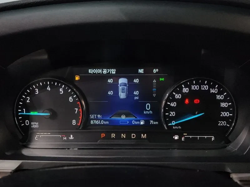 Ford Explorer 3.0 - САМО 30% АВАНС, снимка 8 - Автомобили и джипове - 56292867