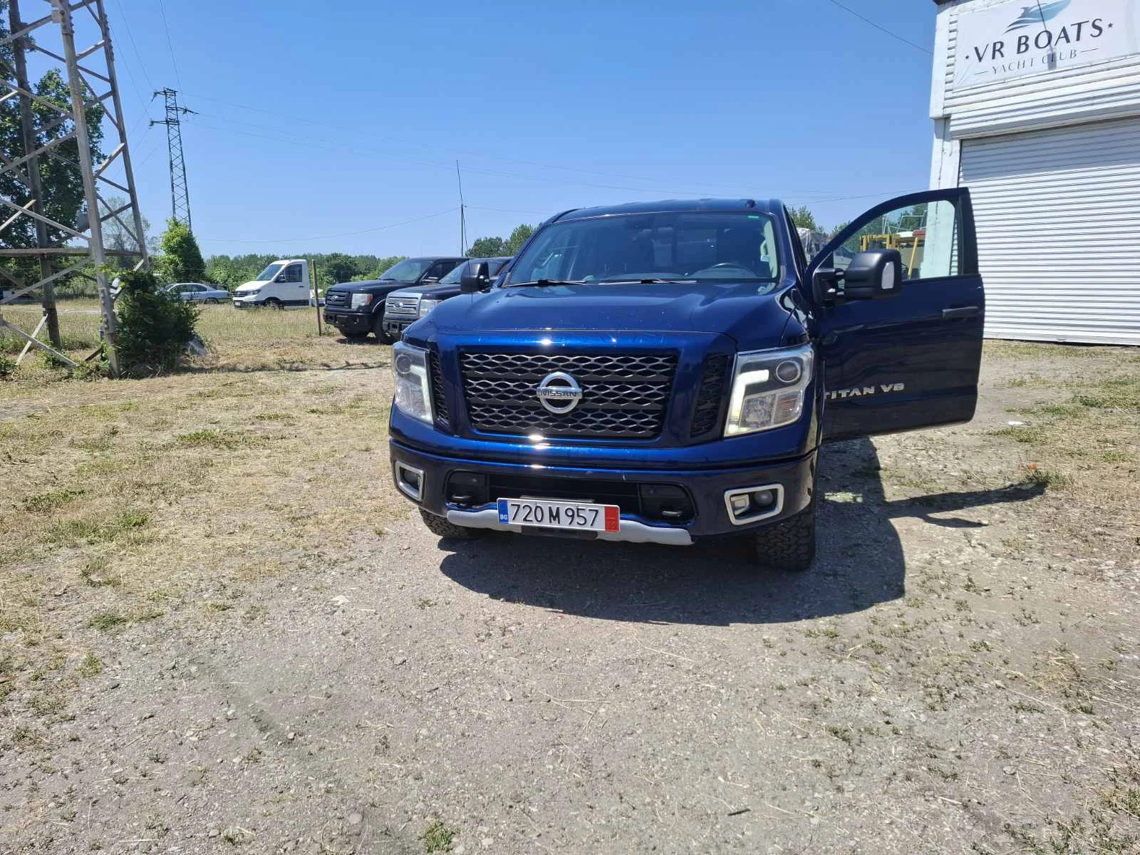 Nissan Titan king 5.6i PROx4 - изображение 2