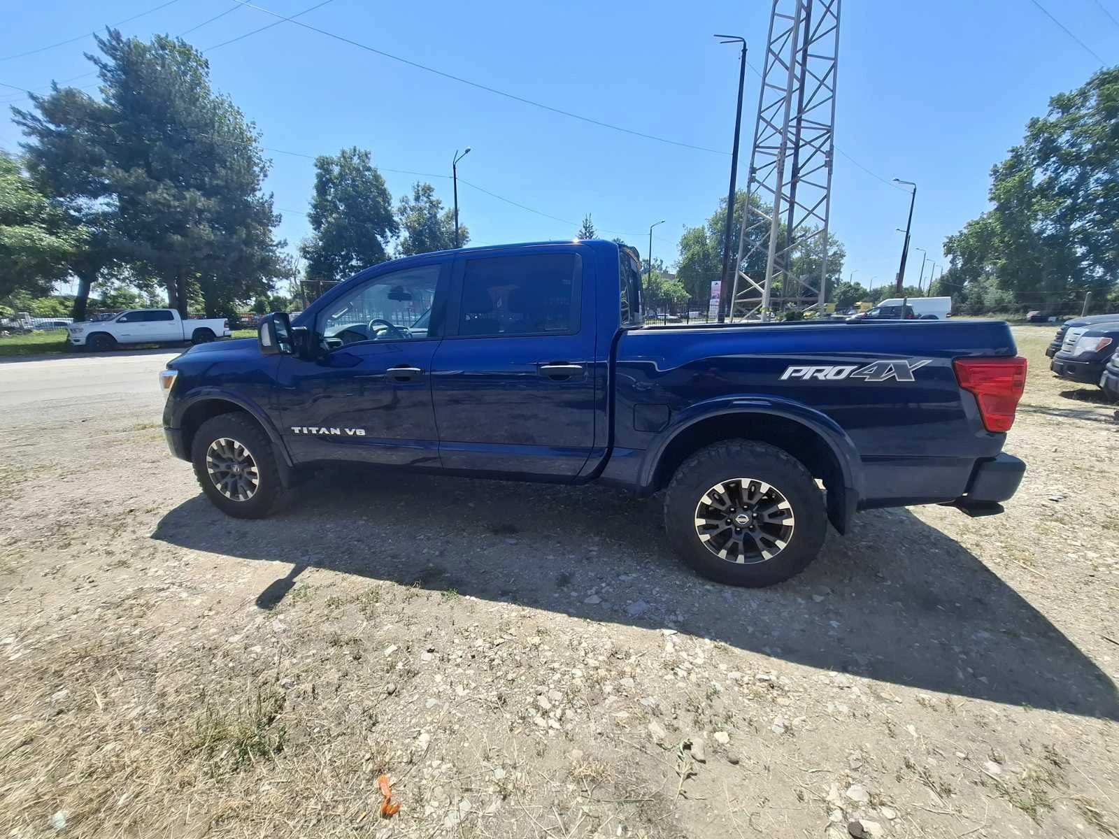 Nissan Titan king 5.6i PROx4 - изображение 7