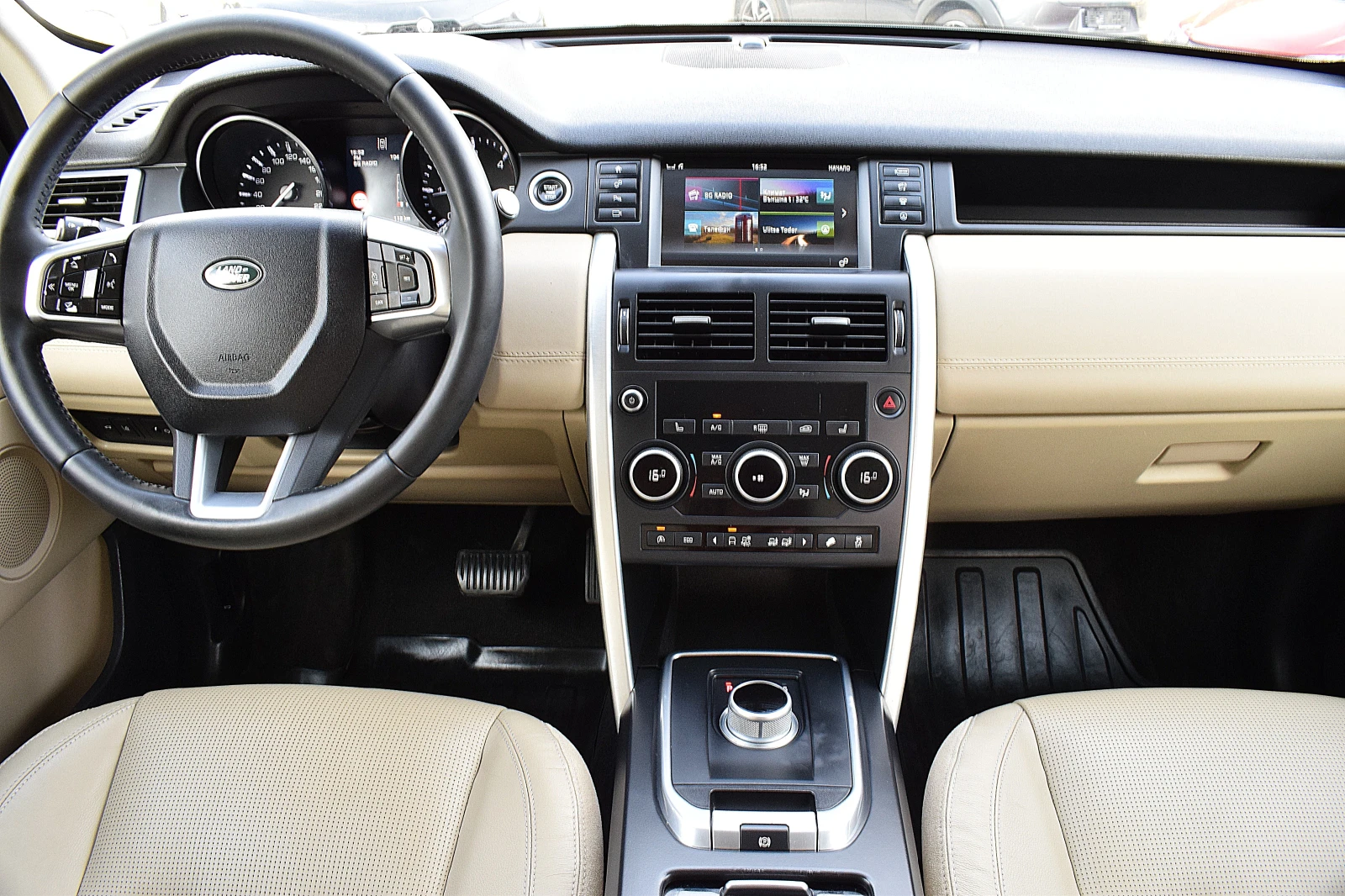 Land Rover Discovery Sport 2.0ШВЕЙЦАРИЯ/КОЖА/НАВИ/LANE ASSIST/4x4 - изображение 9