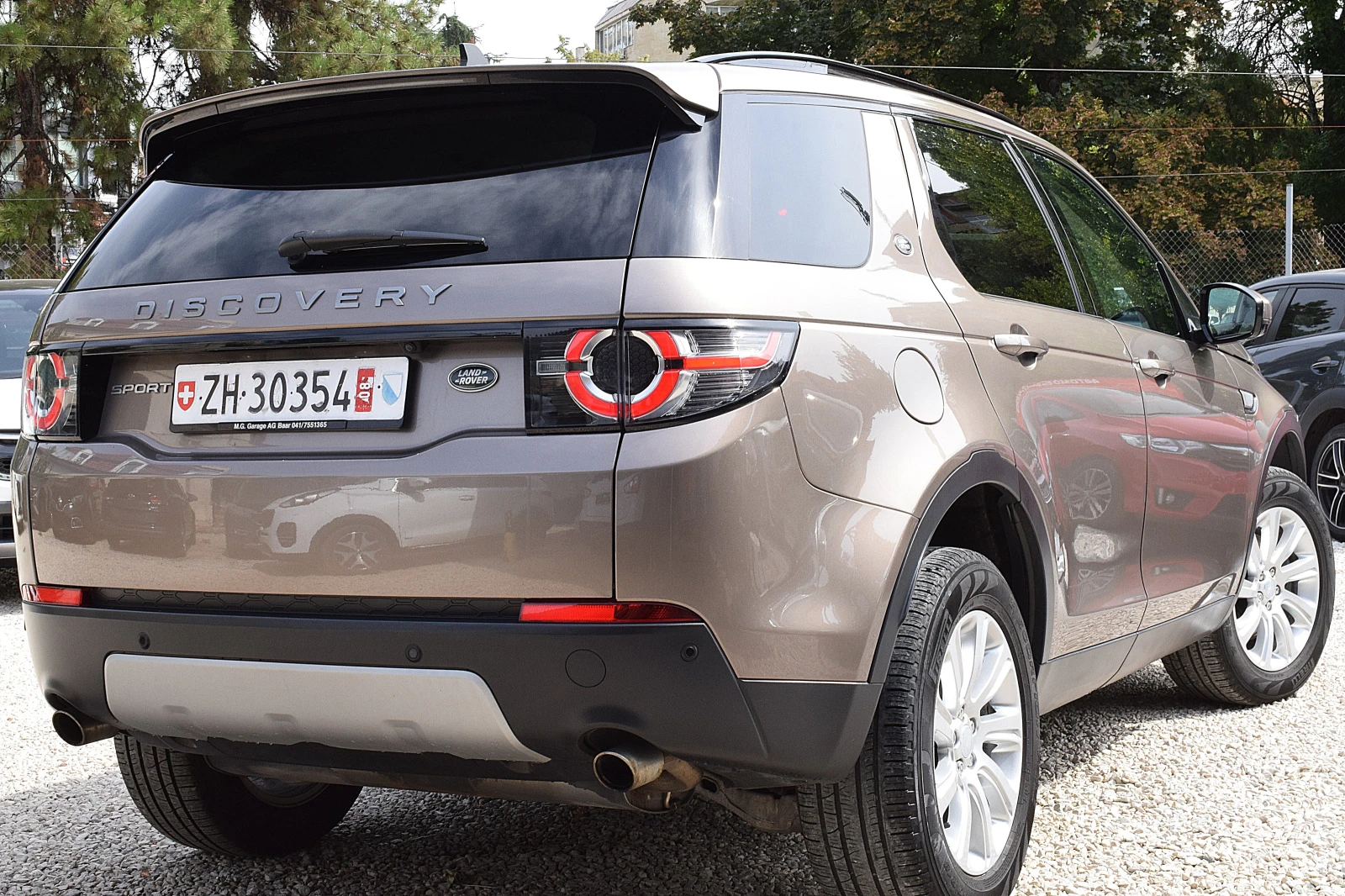 Land Rover Discovery Sport 2.0ШВЕЙЦАРИЯ/КОЖА/НАВИ/LANE ASSIST/4x4 - изображение 4