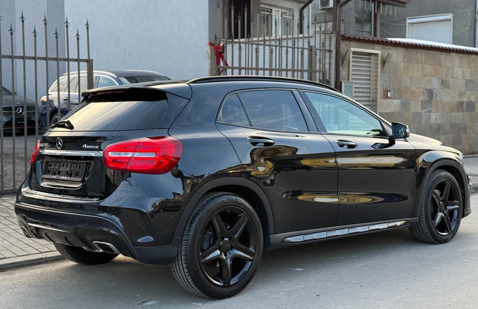 Mercedes-Benz GLA 250 AMG-Line 4 Matic Внос Швейцария - изображение 6