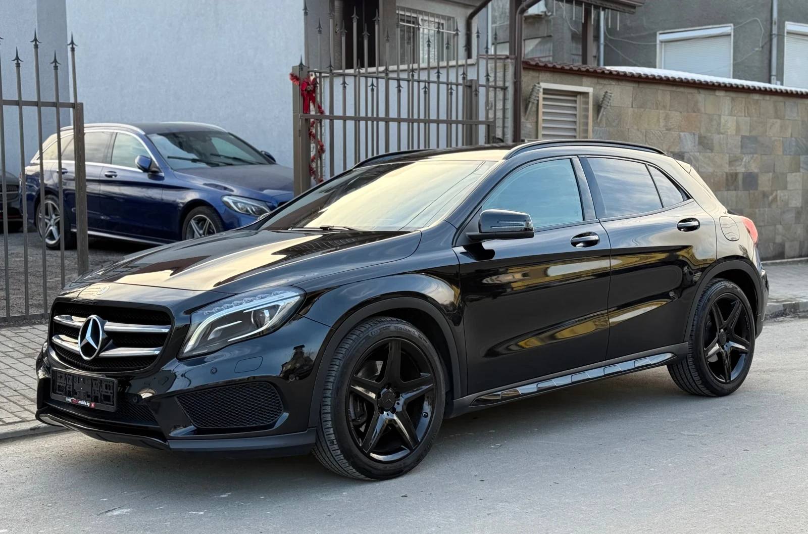 Mercedes-Benz GLA 250 AMG-Line 4 Matic Внос Швейцария - изображение 2