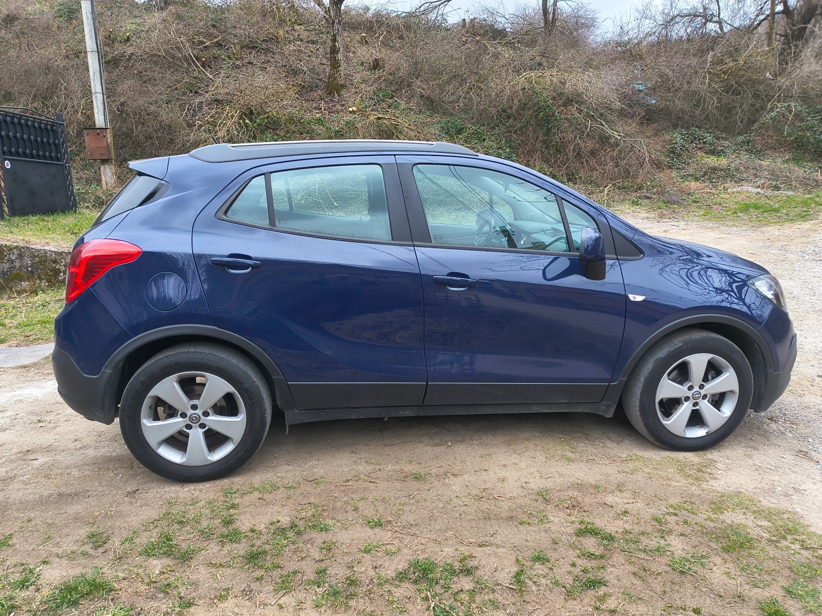 Opel Mokka 1.6, 110 кс, бензин/газ, снимка 3 - Автомобили и джипове - 54013627