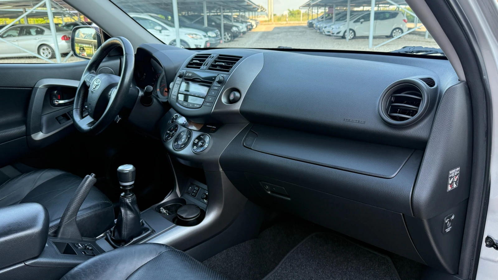 Toyota Rav4 2.2D4D-150кс/Key less/Face/EURO 5/ВНОС ОТ ИТАЛИЯ, снимка 14 - Автомобили и джипове - 54891318