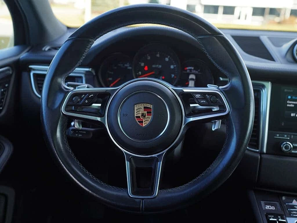 Porsche Macan * GTS Panoramic roof BSM * CARFAX * ЦЕНА ДО БГ, снимка 16 - Автомобили и джипове - 54917539