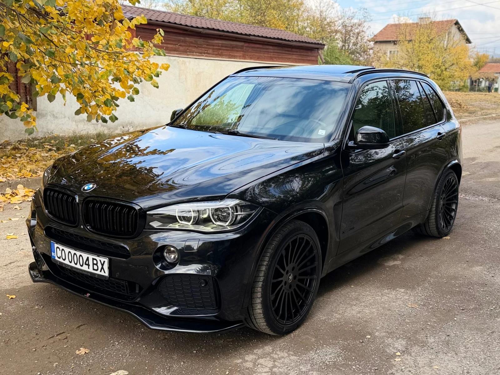 BMW X5 3.5i full black много екстри серв. история