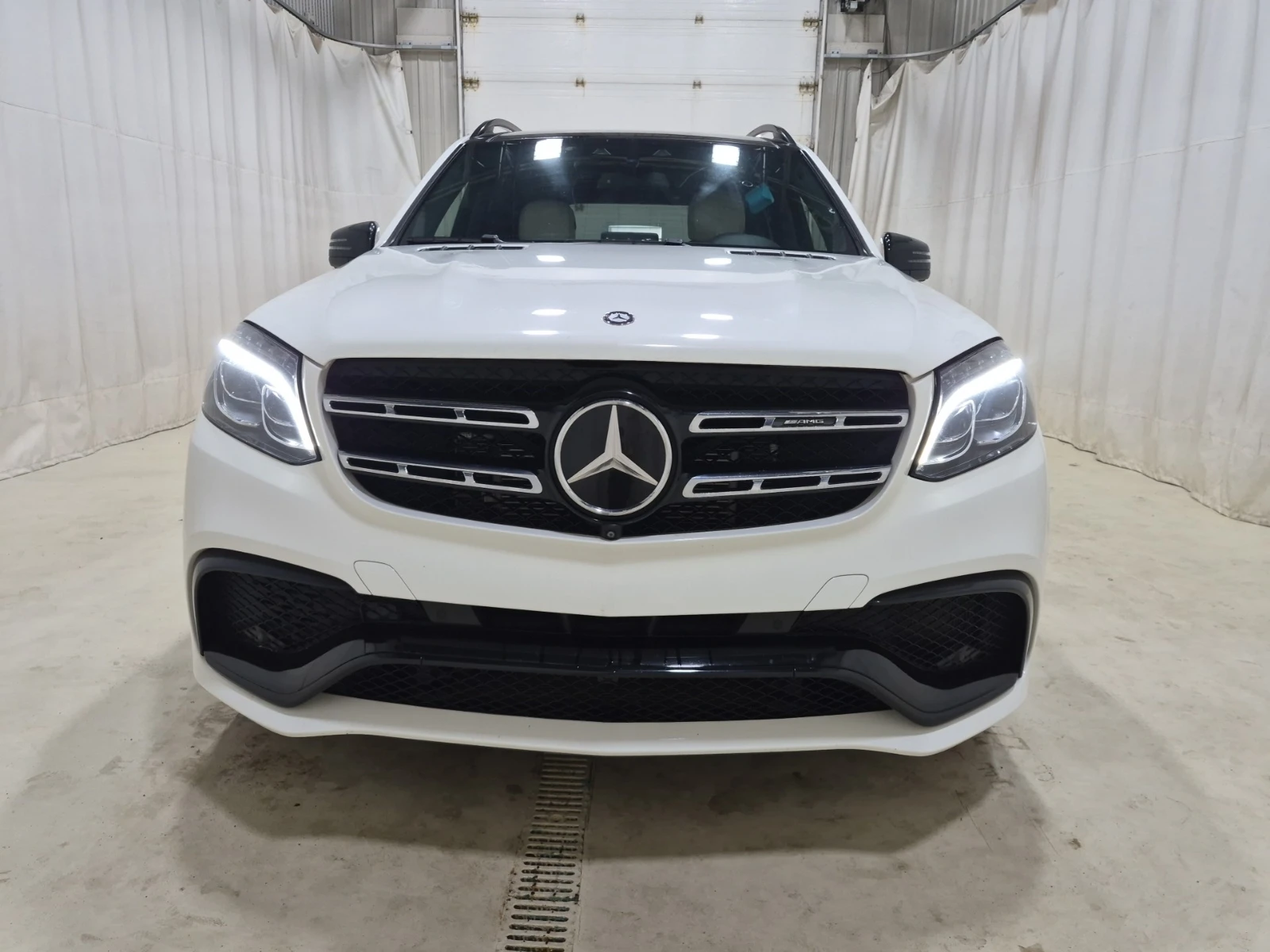 Mercedes-Benz GLS 63 AMG, снимка 2 - Автомобили и джипове - 55004298