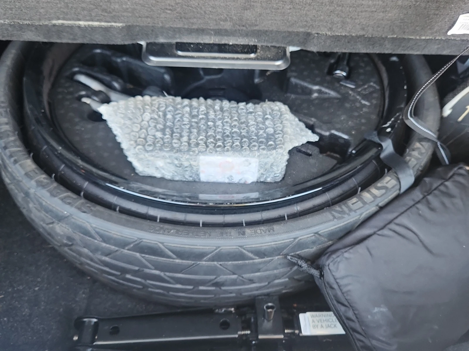 Mercedes-Benz GLS 63 AMG, снимка 17 - Автомобили и джипове - 55004298