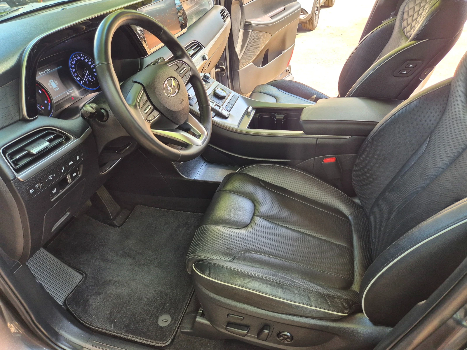 Hyundai Palisade 2.2 4X4 CRDI 6+ 1 ДДС - Наличен в БГ, снимка 5 - Автомобили и джипове - 55615953