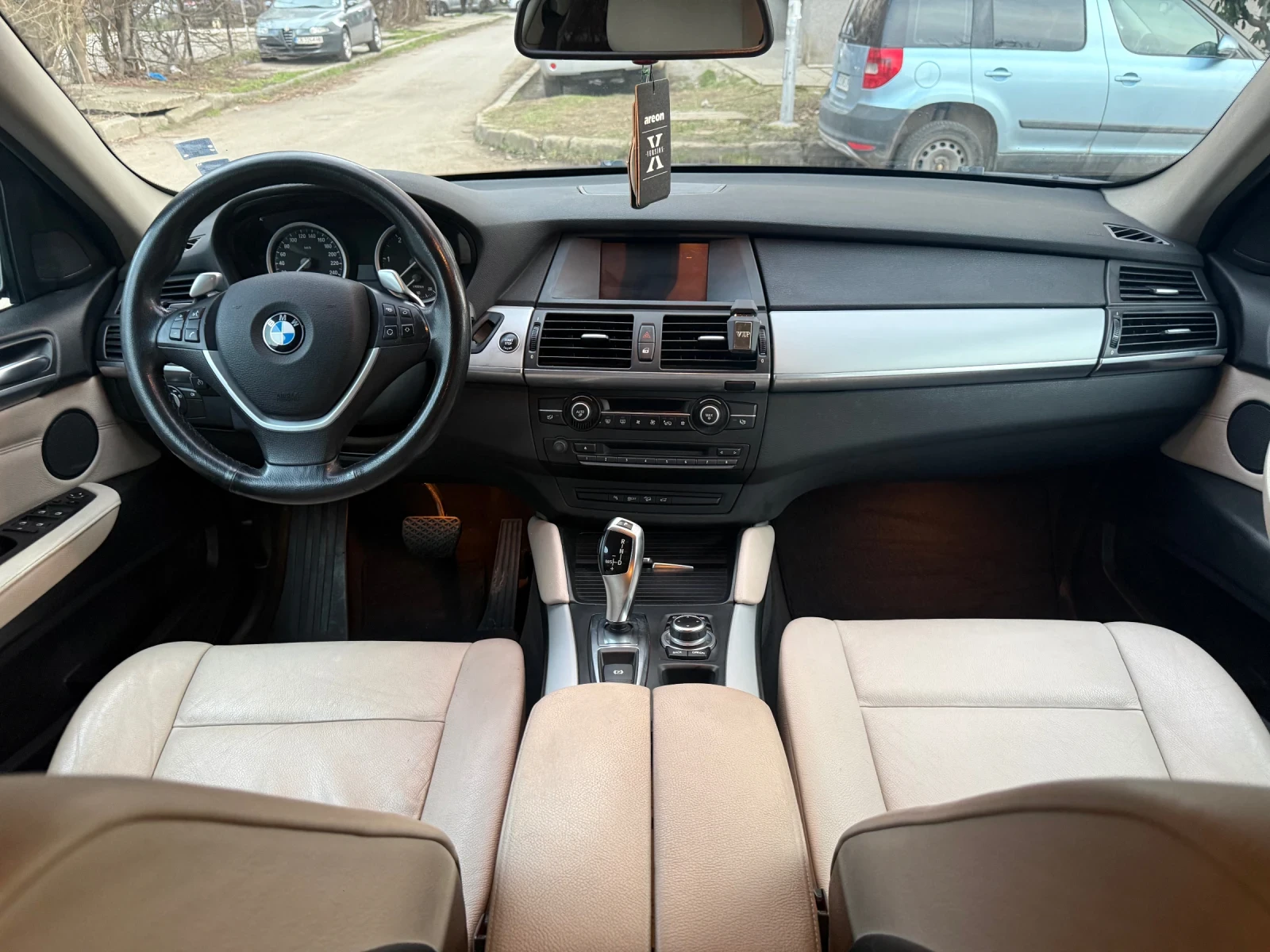 BMW X6 M/BlackEdition/Full/Обслужена/Уникална, снимка 12 - Автомобили и джипове - 55696095