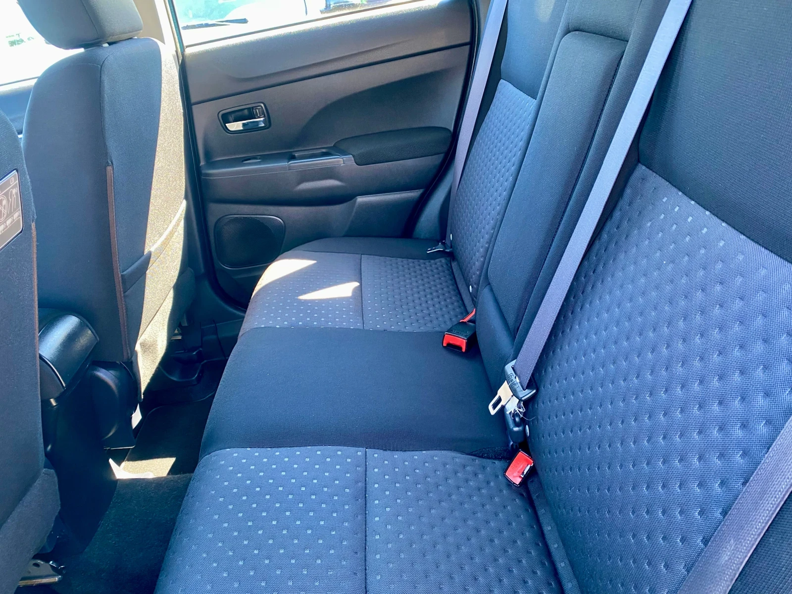 Mitsubishi ASX, снимка 6 - Автомобили и джипове - 56129423