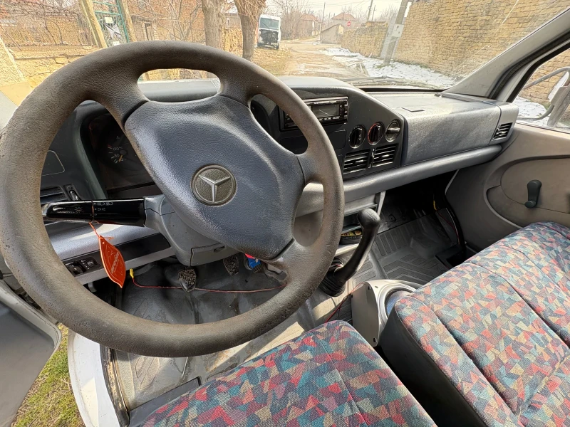 Mercedes-Benz 412, снимка 2 - Бусове и автобуси - 49321768