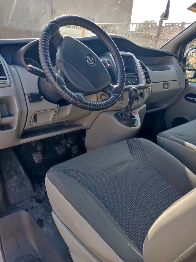 Opel Vivaro, снимка 7 - Бусове и автобуси - 52309020