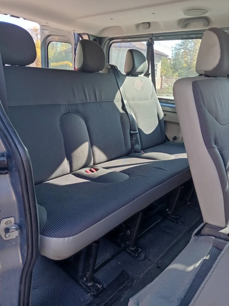 Opel Vivaro, снимка 5 - Бусове и автобуси - 52309020