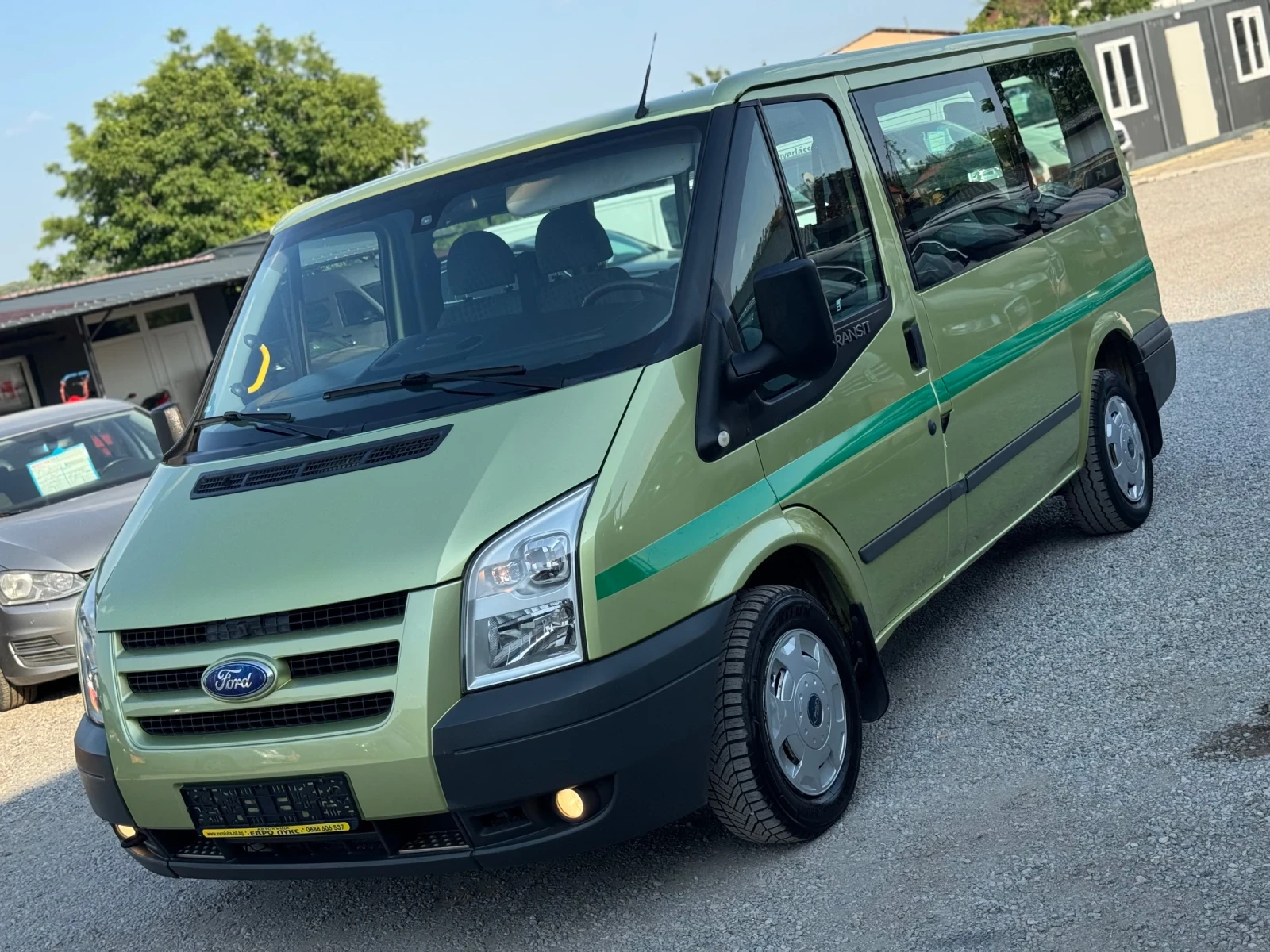 Ford Transit 2.2TDCI 140кс 6с КЛИМАТИК 9-места - изображение 3