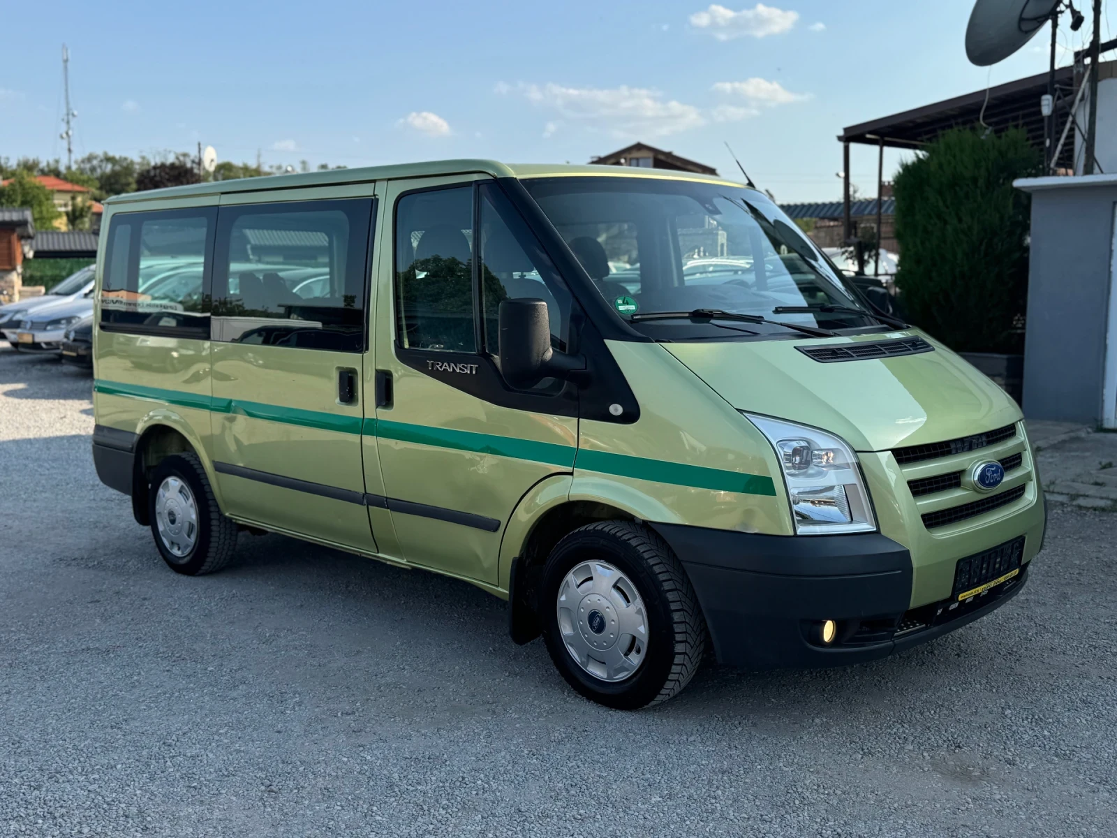 Ford Transit 2.2TDCI 140кс 6с КЛИМАТИК 9-места - изображение 7