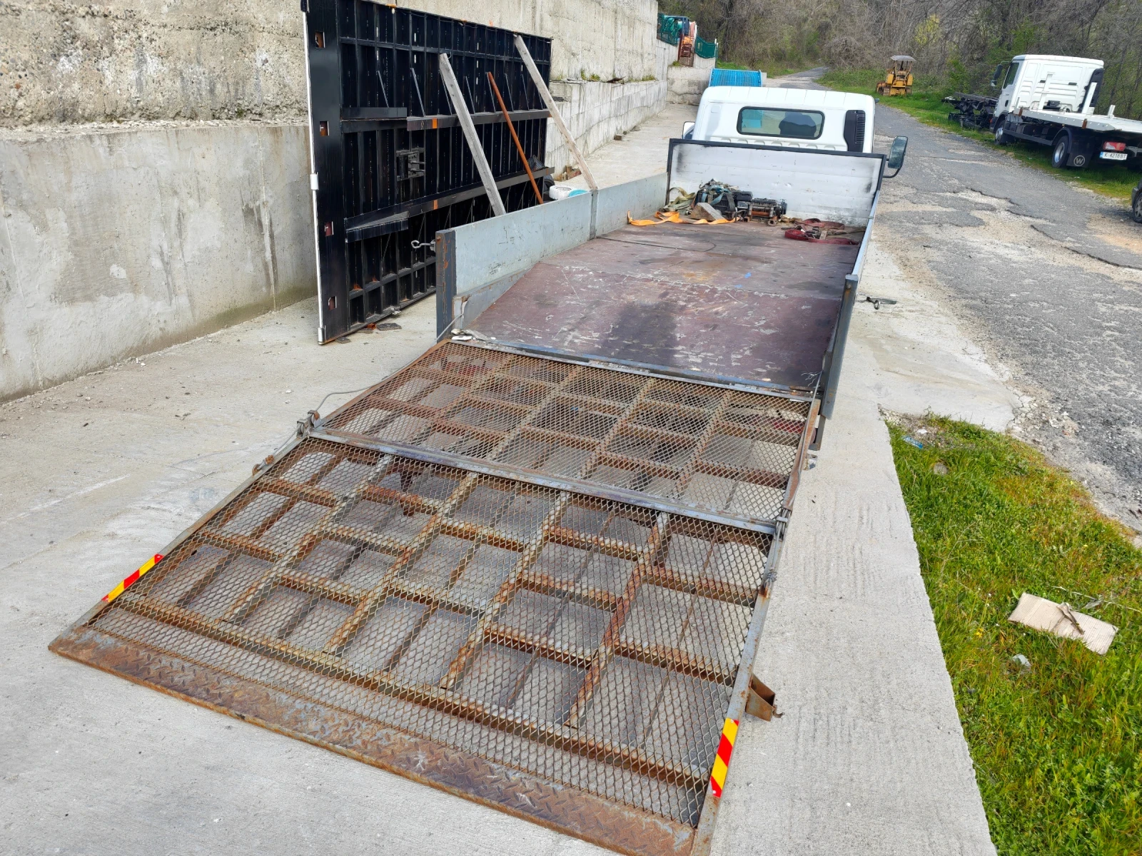 Mitsubishi Fuso 3с130, снимка 2 - Камиони - 54235149