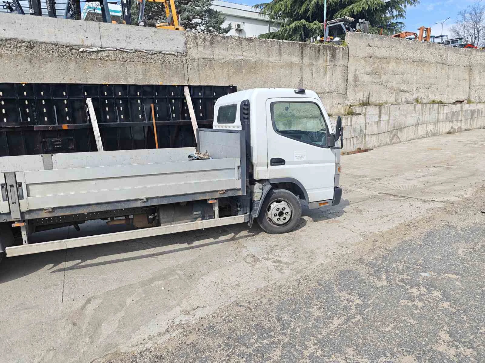 Mitsubishi Fuso 3с130, снимка 6 - Камиони - 54235149