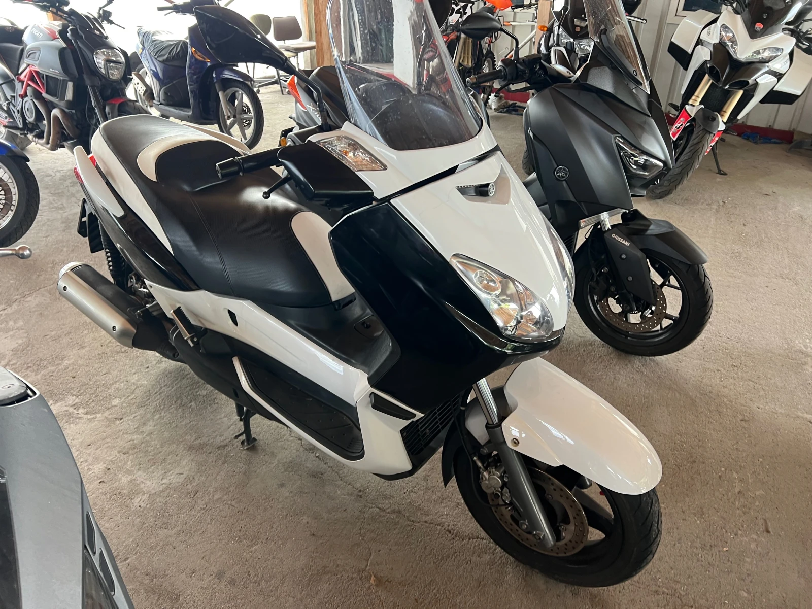 Yamaha X-max 250i Lizing, снимка 1