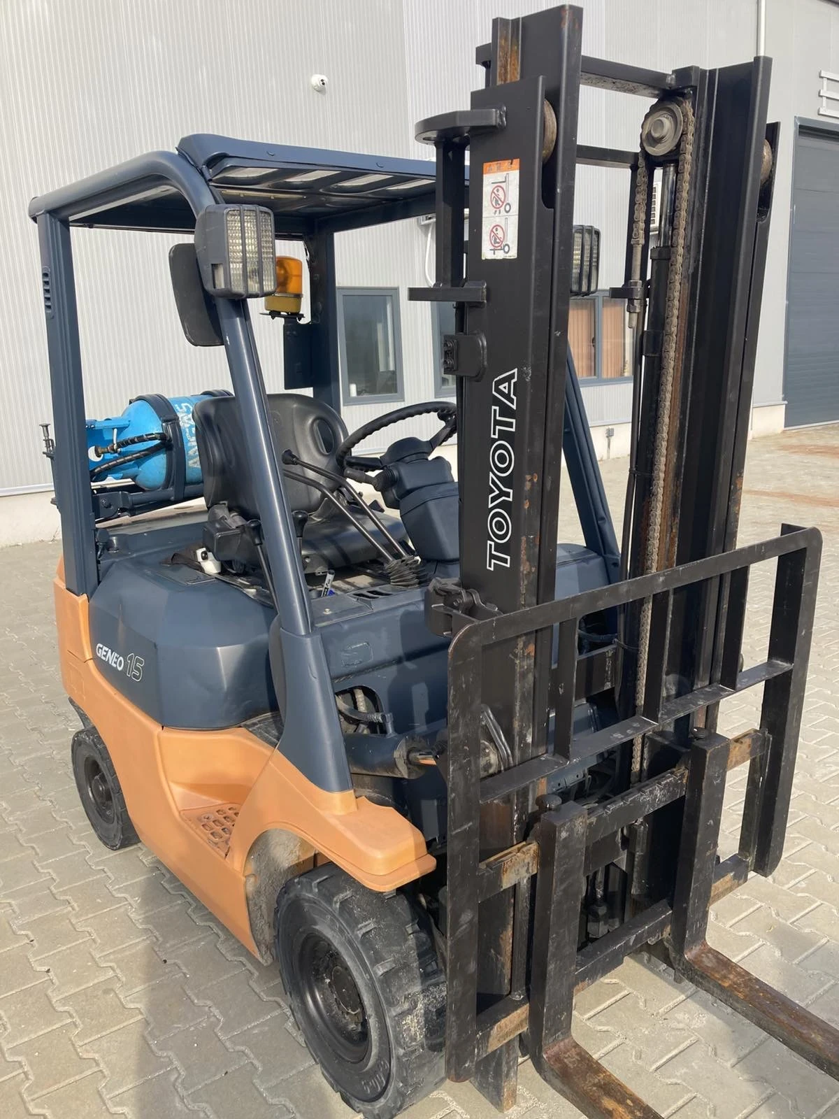 ������� Toyota ���-������ | Mobile.bg � ����������� 10