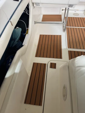 Моторна яхта Sea Ray, снимка 13