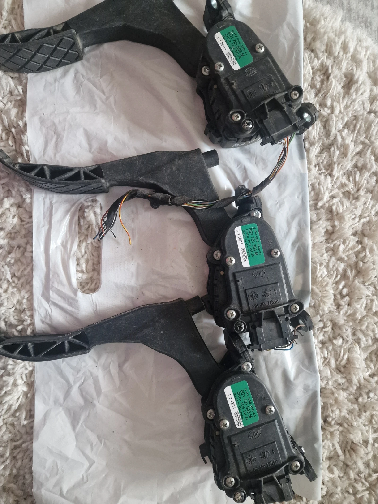 6Q1721503M   VW/SKODA 6Q1 721 503 M  6PV 008 496-41 | Mobile.bg   1