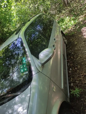 Kia Carnival LX, снимка 2