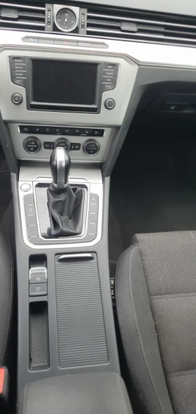 VW Passat - 9000 € / 17602.47 лв. - 20450237 9