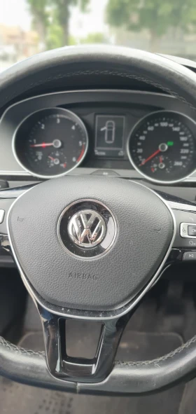 VW Passat - 9000 € / 17602.47 лв. - 20450237 10