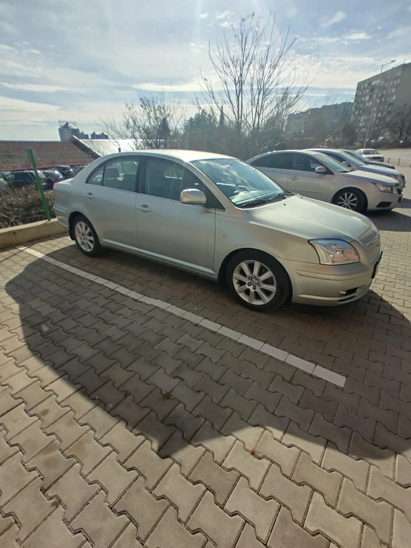 Toyota Avensis 1.8 , снимка 6 - Автомобили и джипове - 47311775