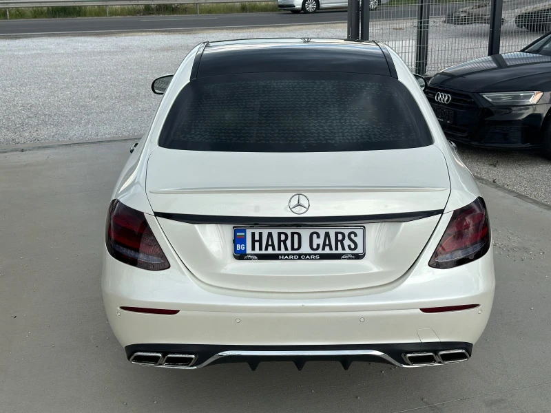 Mercedes-Benz E 400 4-Matic* 6.3AMG-Pack* 360cam* 9-G* , снимка 5 - Автомобили и джипове - 45967784