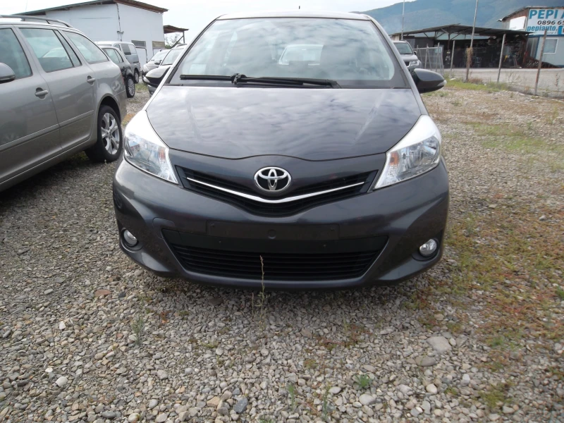 Toyota Yaris 1.0 vvti, снимка 1 - Автомобили и джипове - 47299272